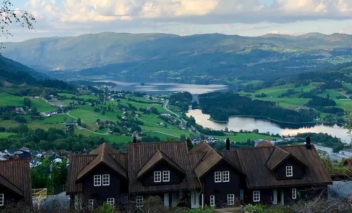 Tradisjonell norsk fjellhytte
